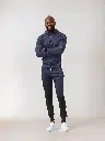 Mannequin avec hoodie et pantalon jogging.webp
