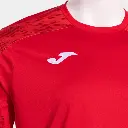 Rouge plastron.webp